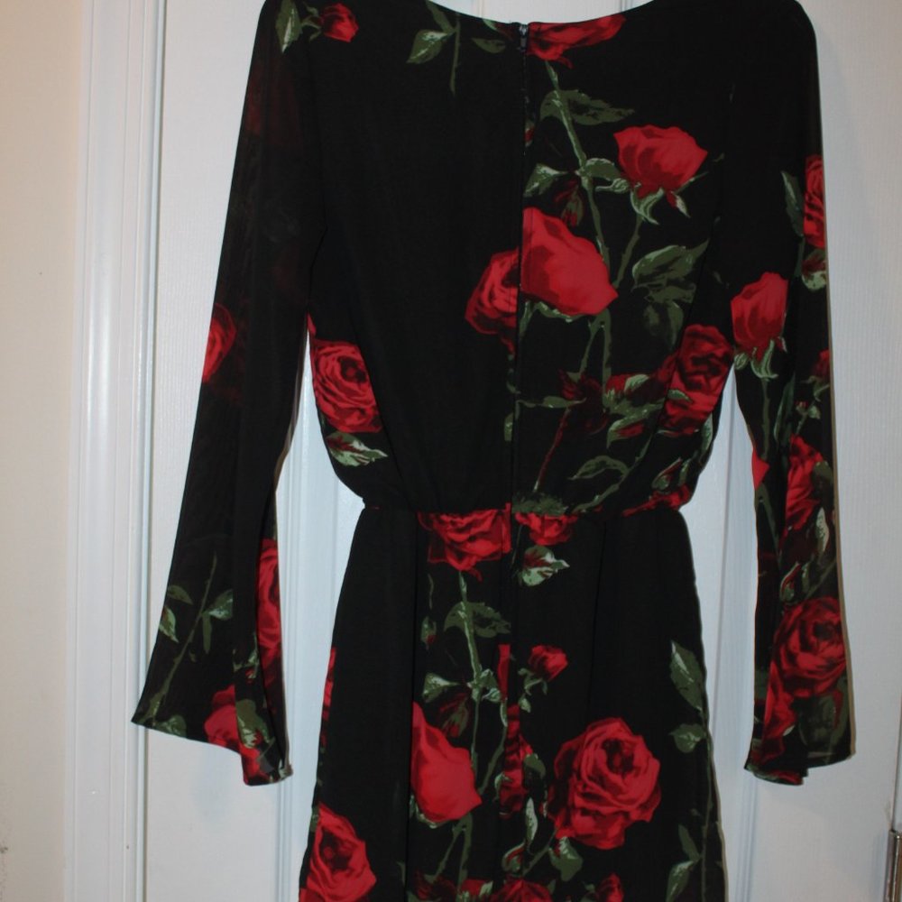 ROSE DRESS - Picture 2 of 3